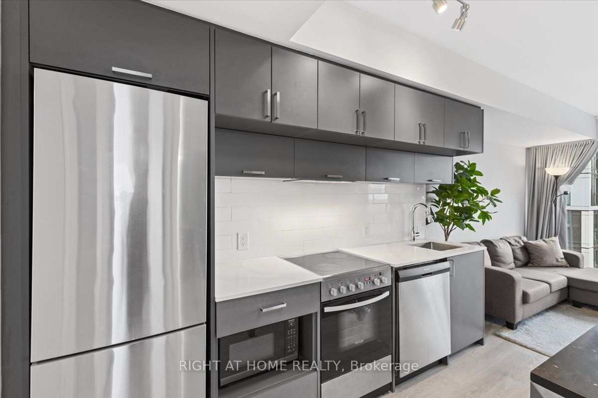 181 Dundas St E, unit 5003 for sale - image #6