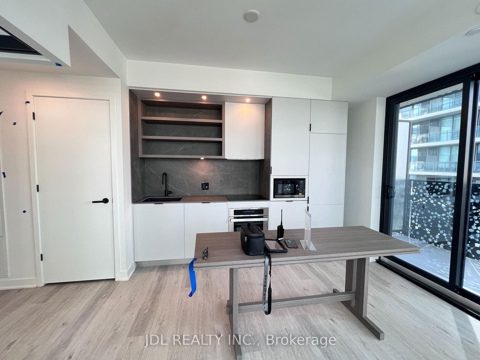 55 Charles St E, unit 4009 for rent