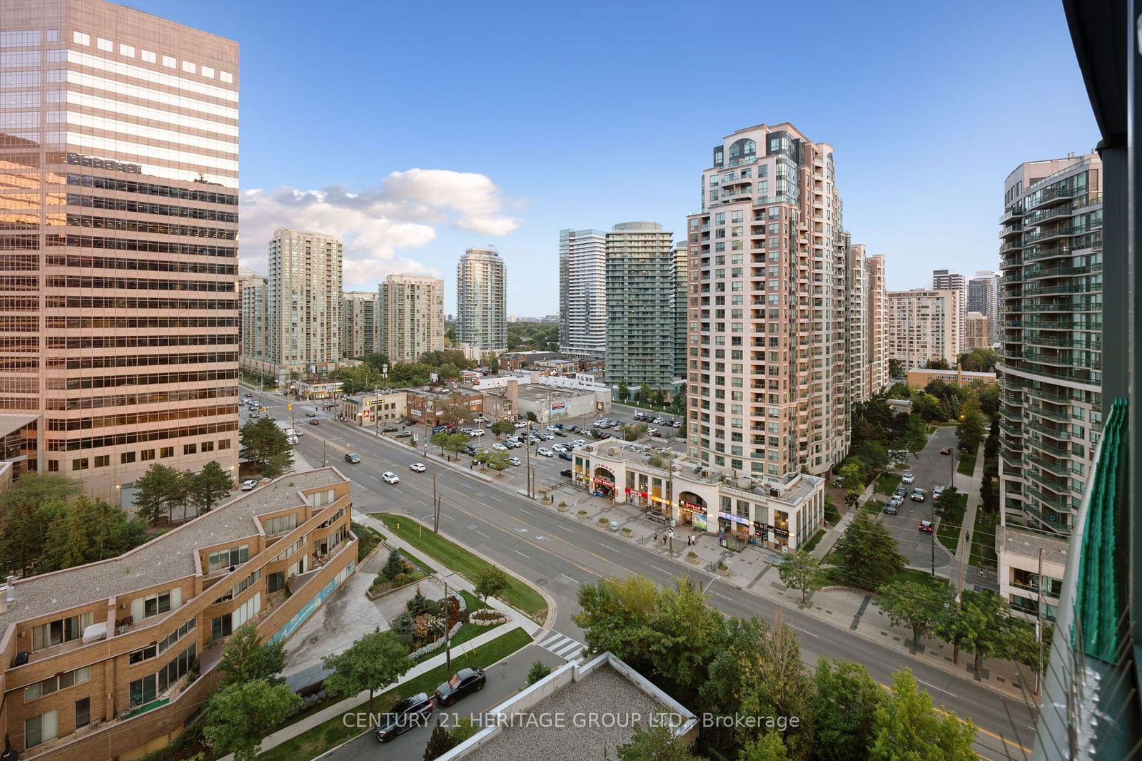 15 Greenview Ave, unit 1302 for sale - image #25