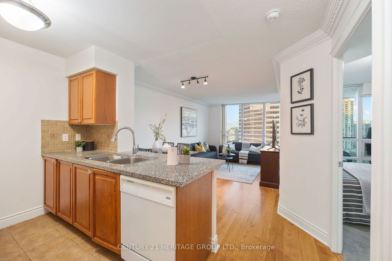 15 Greenview Ave, unit 1302 for sale