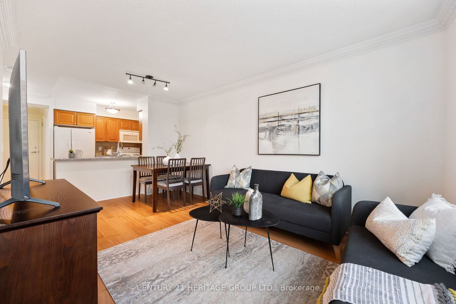 15 Greenview Ave, unit 1302 for sale - image #9