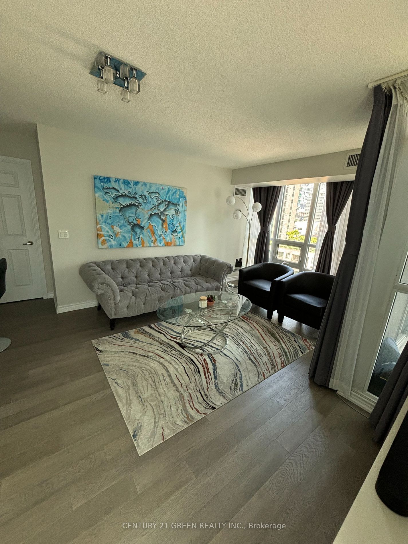 19 Grand Trunk Cres, unit 1106 for rent - image #3