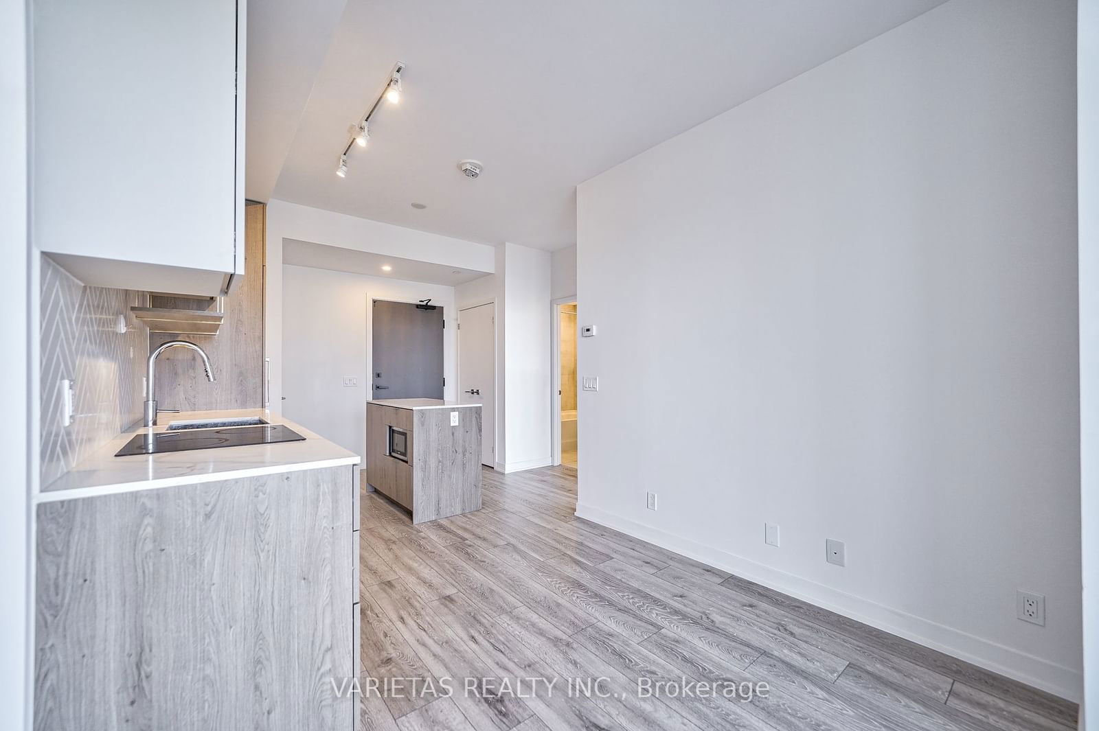 15 Holmes Ave, unit 1906 for sale - image #15