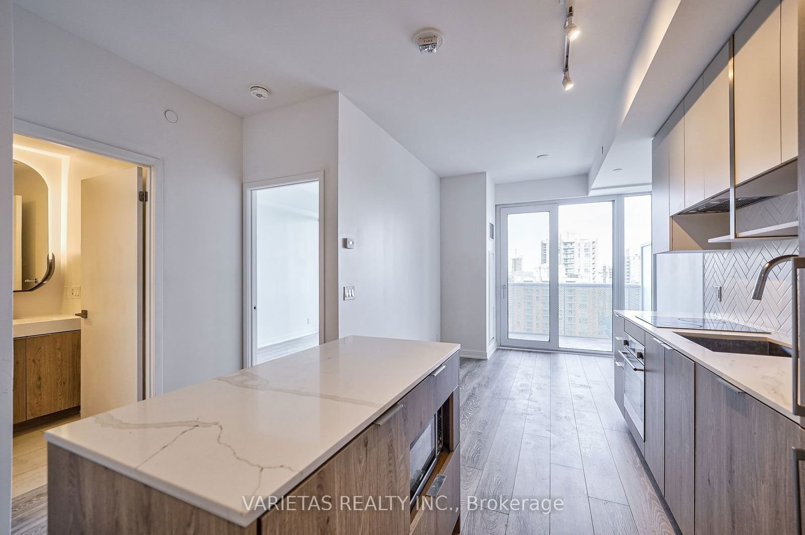 15 Holmes Ave, unit 1906 for sale - image #21