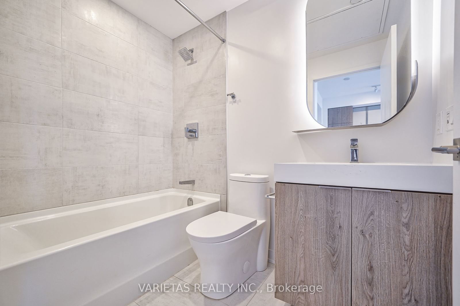 15 Holmes Ave, unit 1906 for sale - image #22