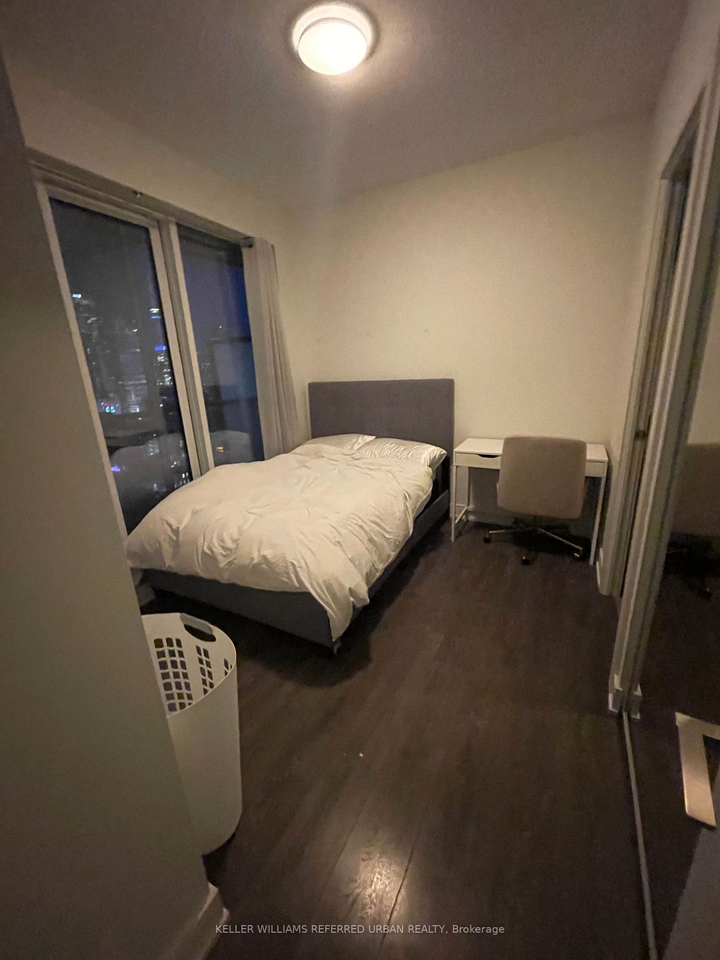 89 McGill St, unit 2408 for rent - image #6