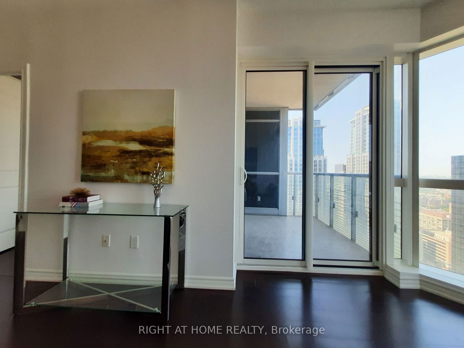 386 Yonge St, unit 3316 for sale - image #8