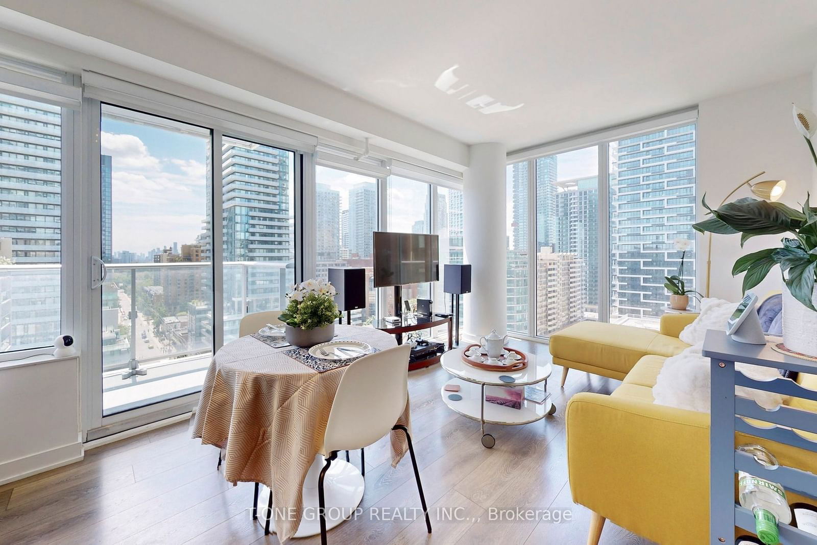 195 Redpath Ave, unit 1610 for sale - image #8