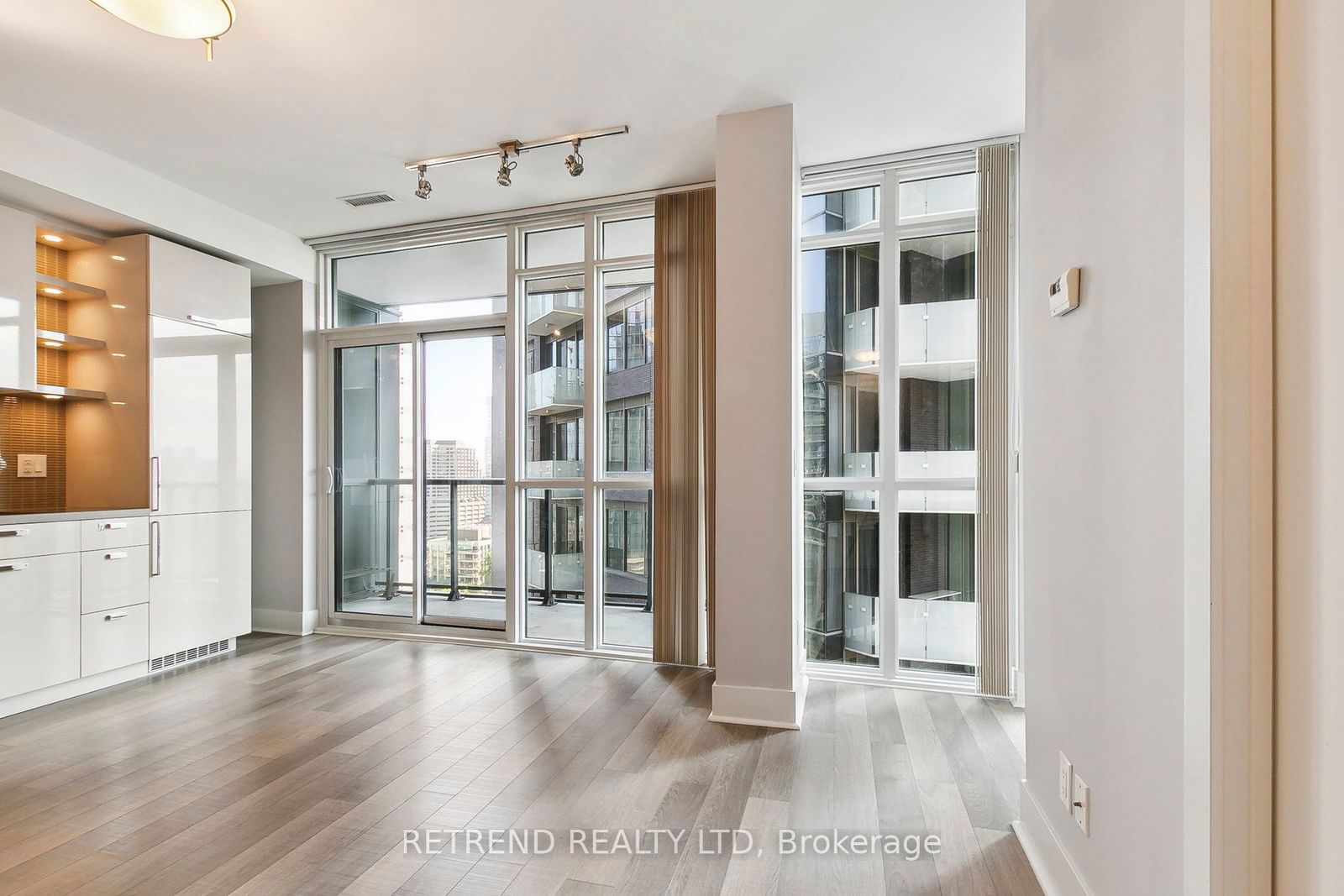 32 Davenport Rd, unit 1901 for sale - image #13