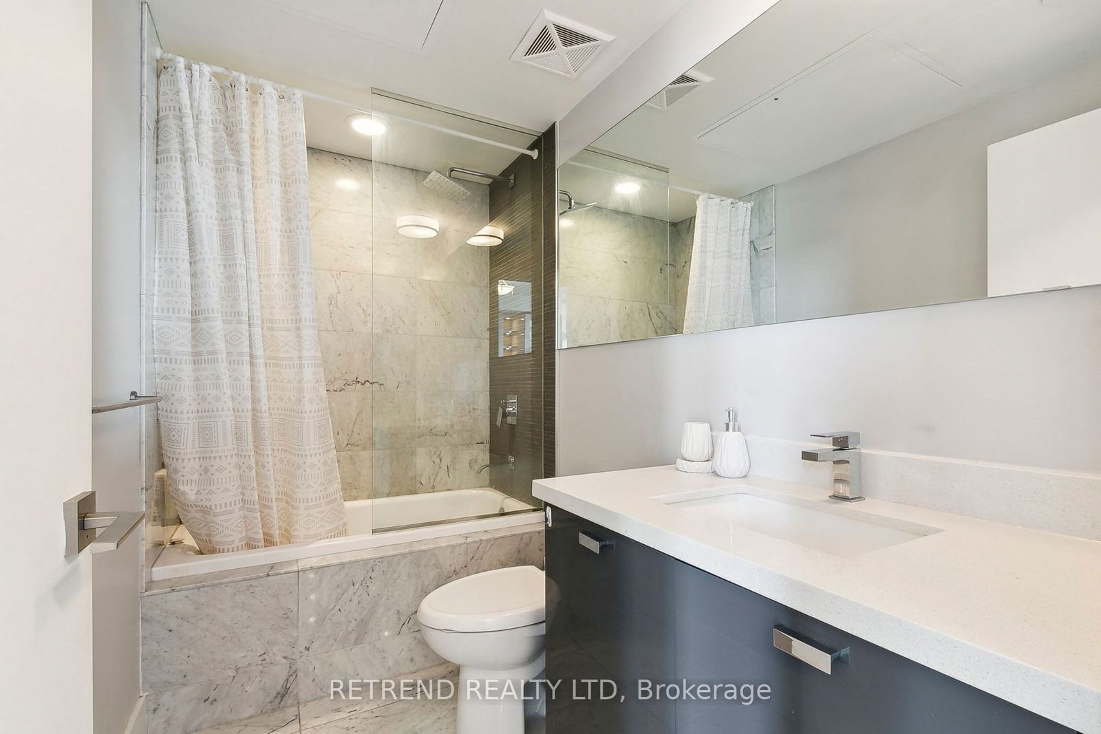 32 Davenport Rd, unit 1901 for sale - image #29