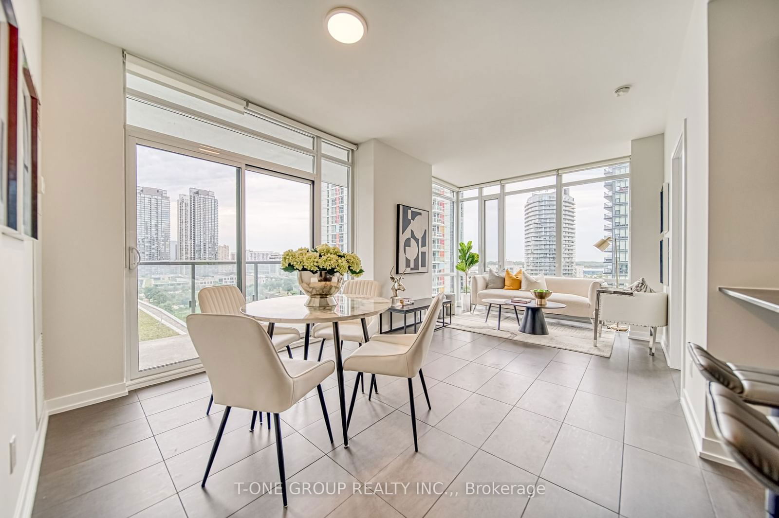 170 Fort York Blvd, unit 1109 for sale - image #4