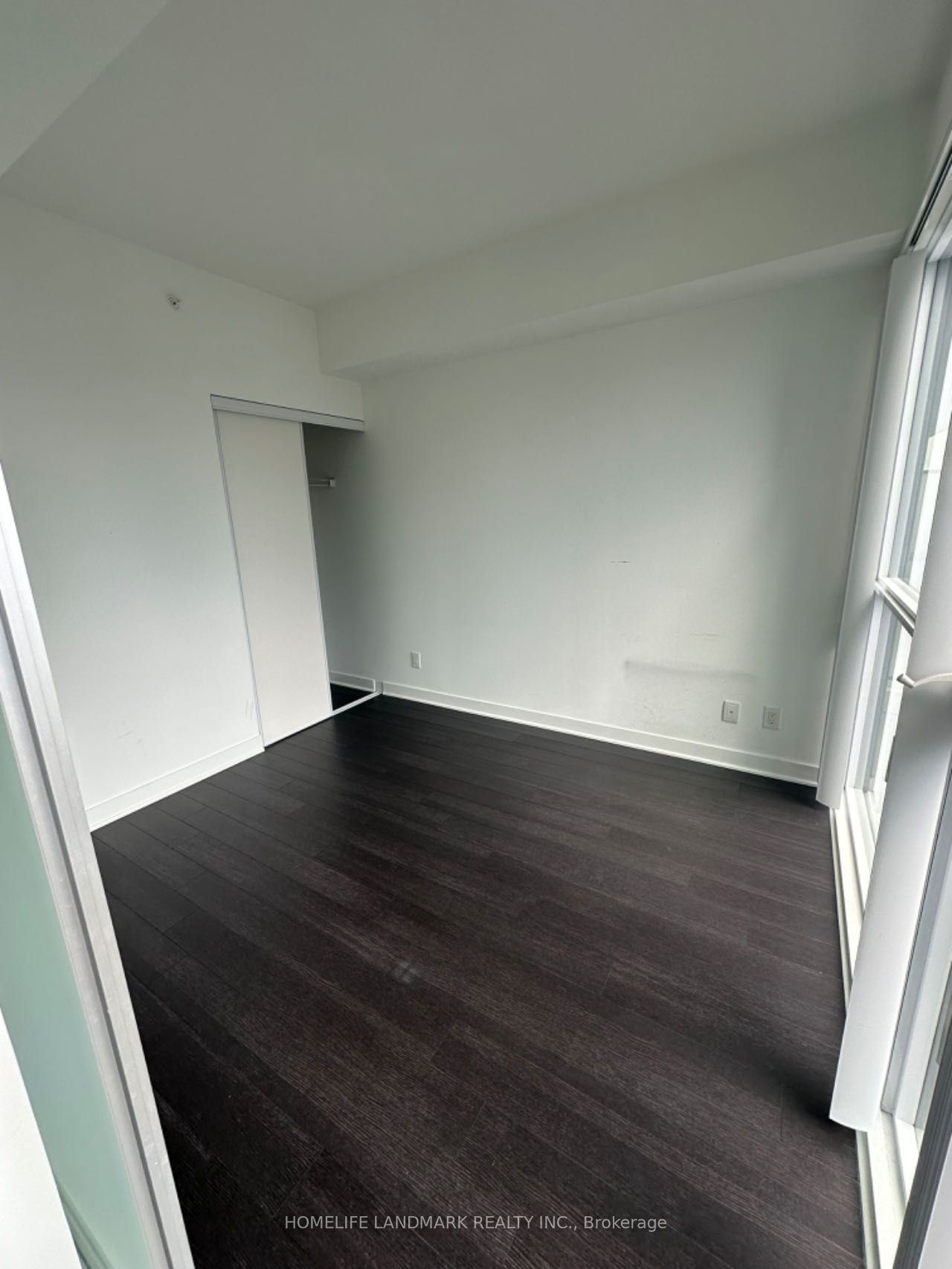 290 Adelaide St W, unit 2410 for rent - image #11