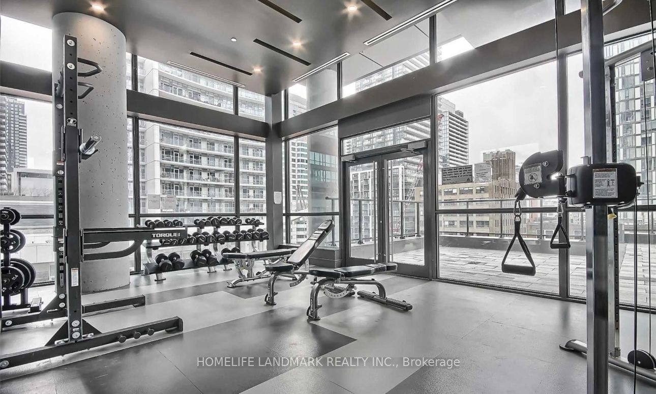 290 Adelaide St W, unit 2410 for rent - image #4