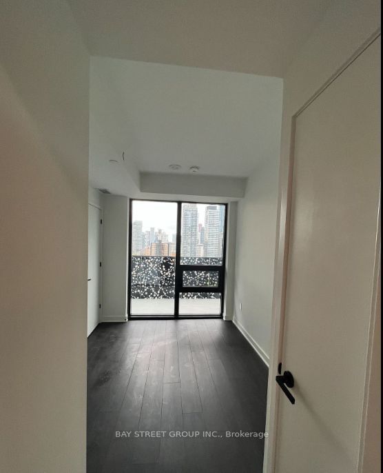 55 Charles St E, unit 1505 for rent - image #5