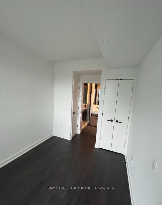 55 Charles St E, unit 1505 for rent - image #6