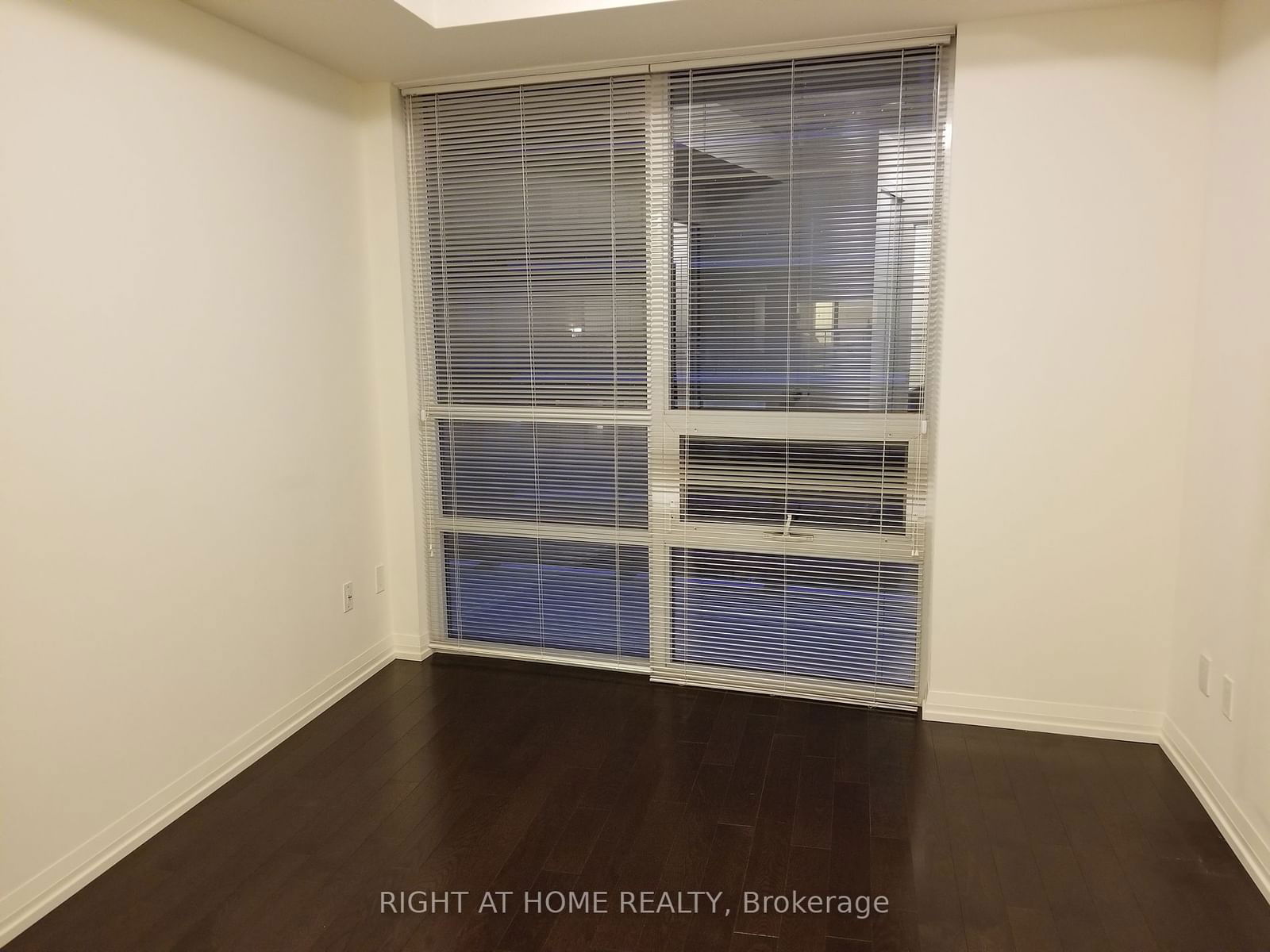 460 Adelaide St E, unit 1109 for rent