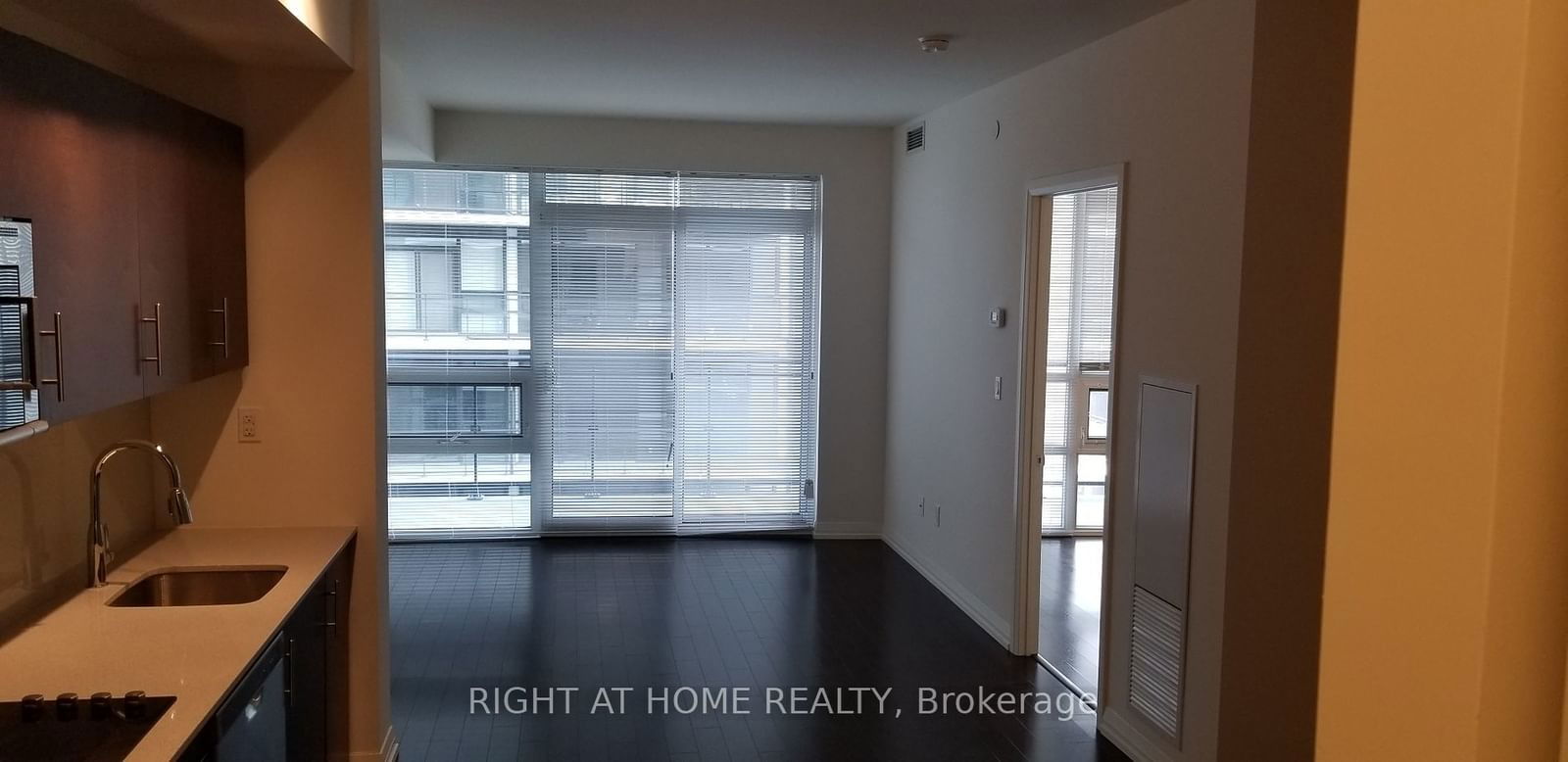 460 Adelaide St E, unit 1109 for rent - image #7