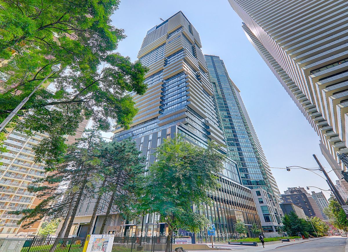 55 Charles St E, unit 3105 for rent