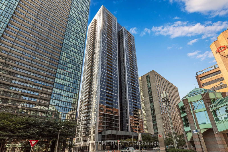 28 Ted Rogers Way, unit PH06 for sale - image #1