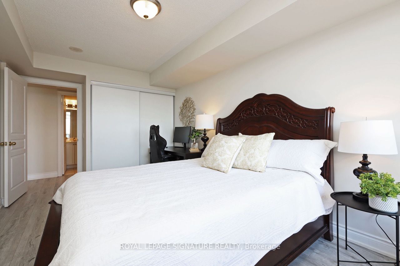 10 Northtown Way, unit 814 for sale - image #25