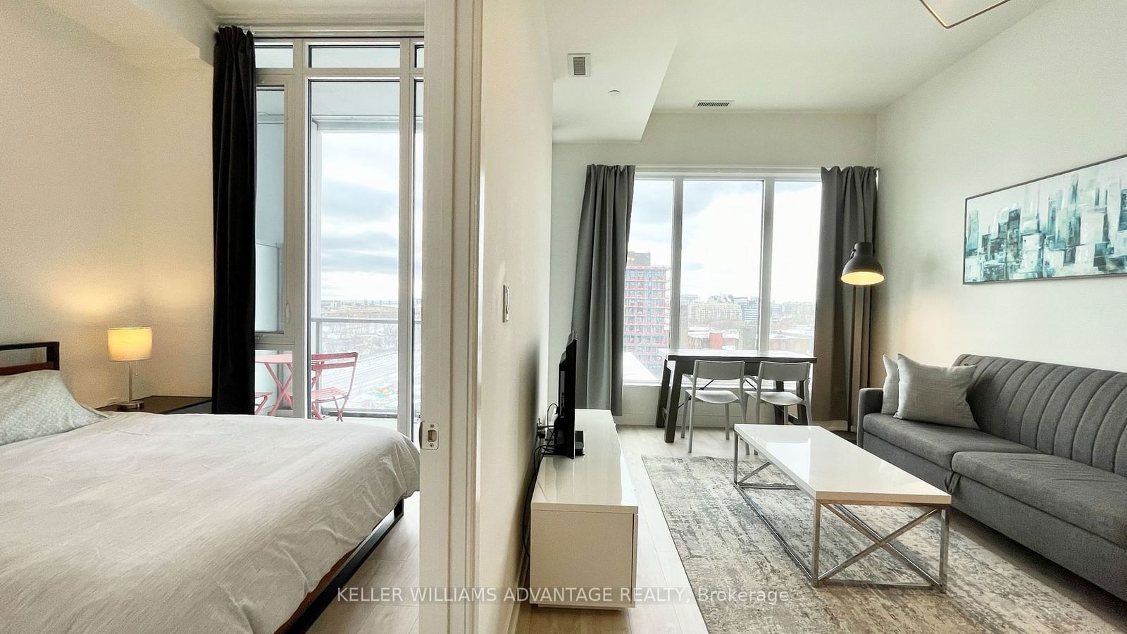 27 Bathurst St, unit 813W for rent - image #4