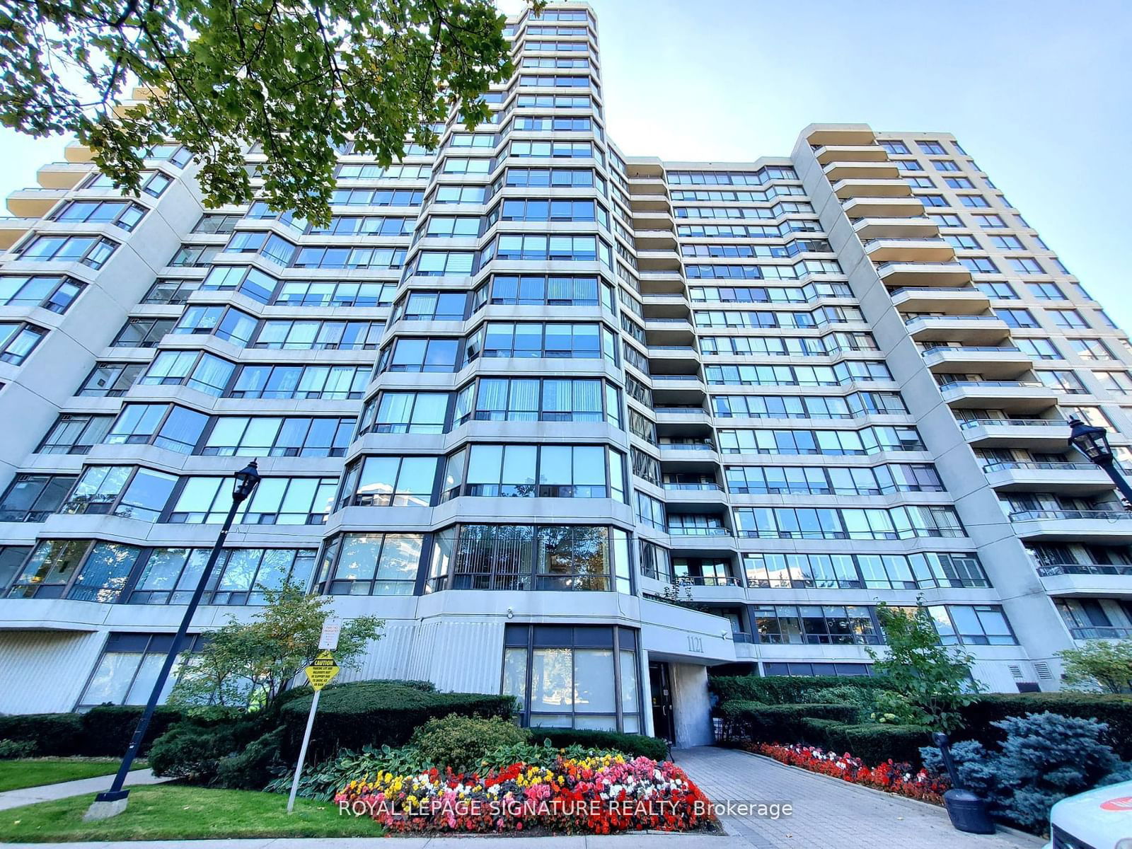 1121 Steeles Ave W, unit 212 for rent - image #1