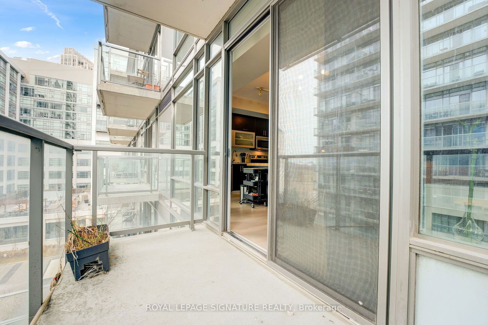 90 Stadium Rd, unit 602 for sale - image #31