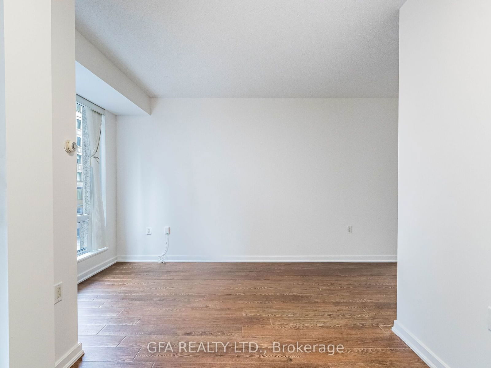 85 Bloor St E, unit 302 for sale - image #8