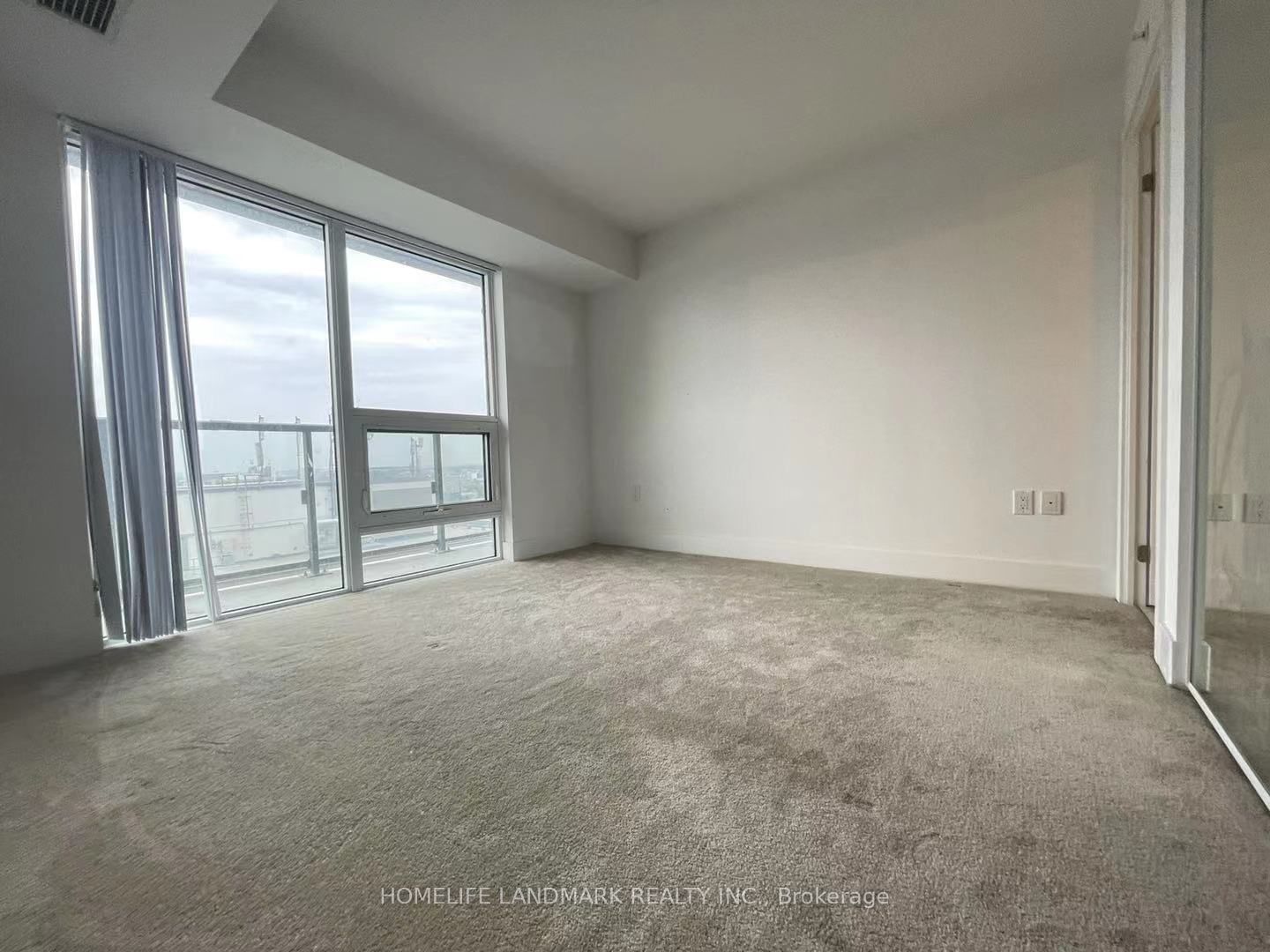 955 Bay St, unit 2509 for rent - image #8