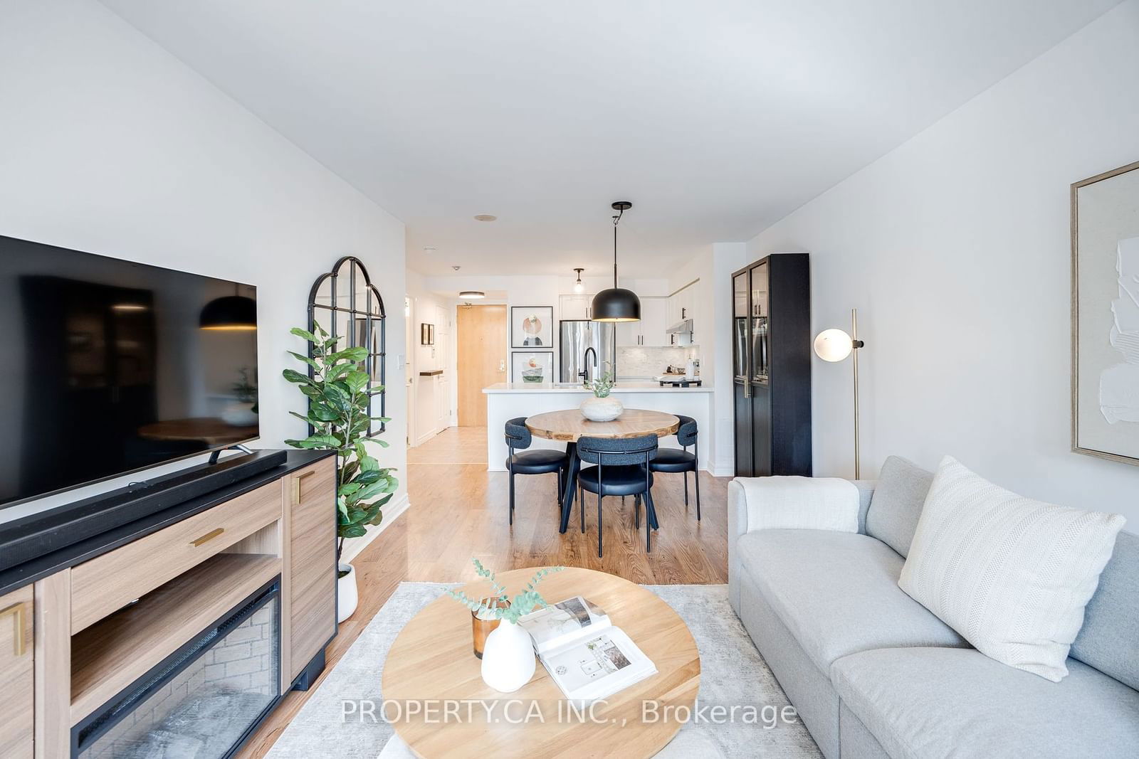 43 Eglinton Ave E, unit 906 for sale - image #4