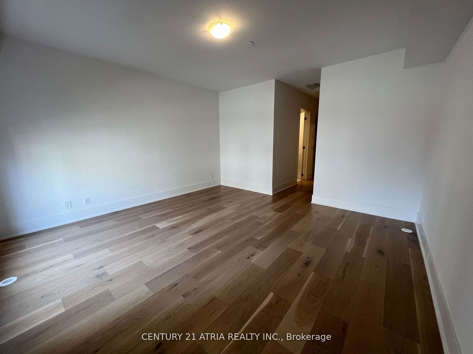 270 Davenport Rd, unit TH8 for rent - image #7