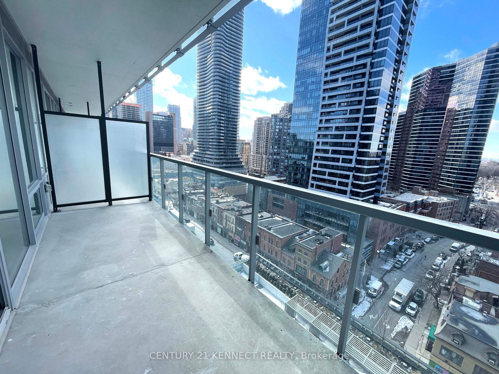 3 Gloucester St, unit 1211 for rent - image #4