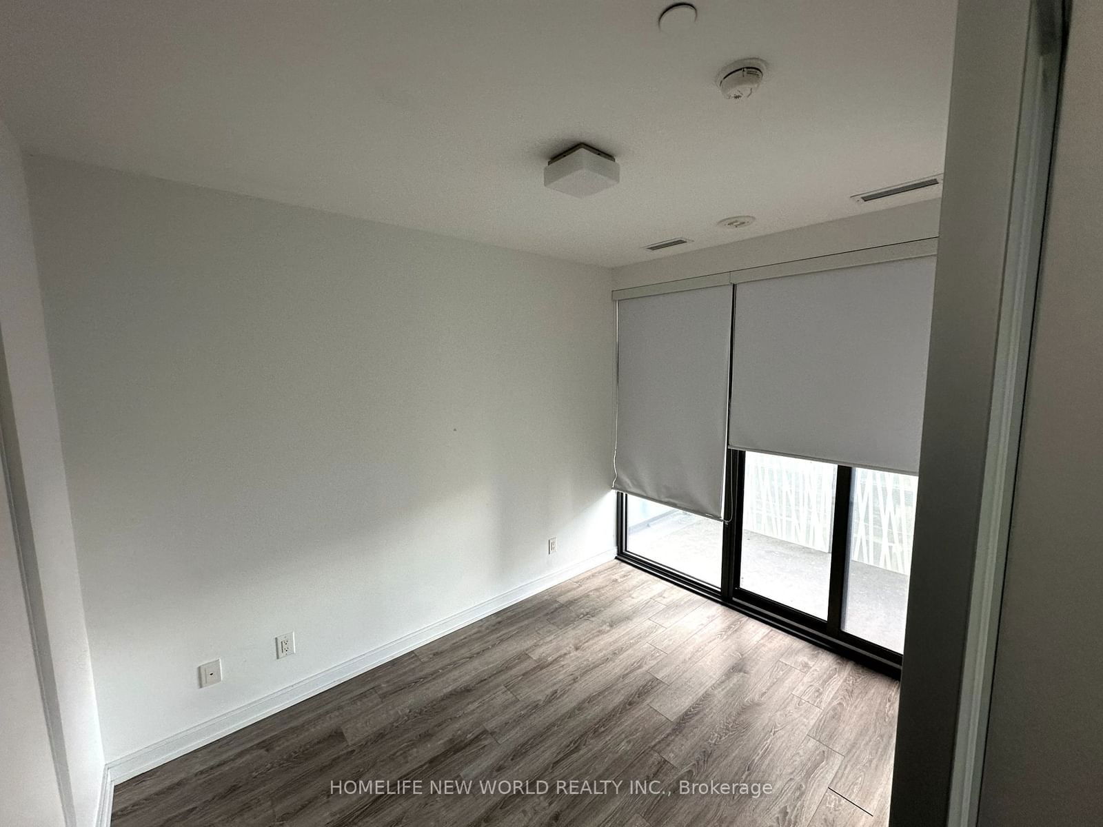 50 Charles St E, unit 1101 for rent