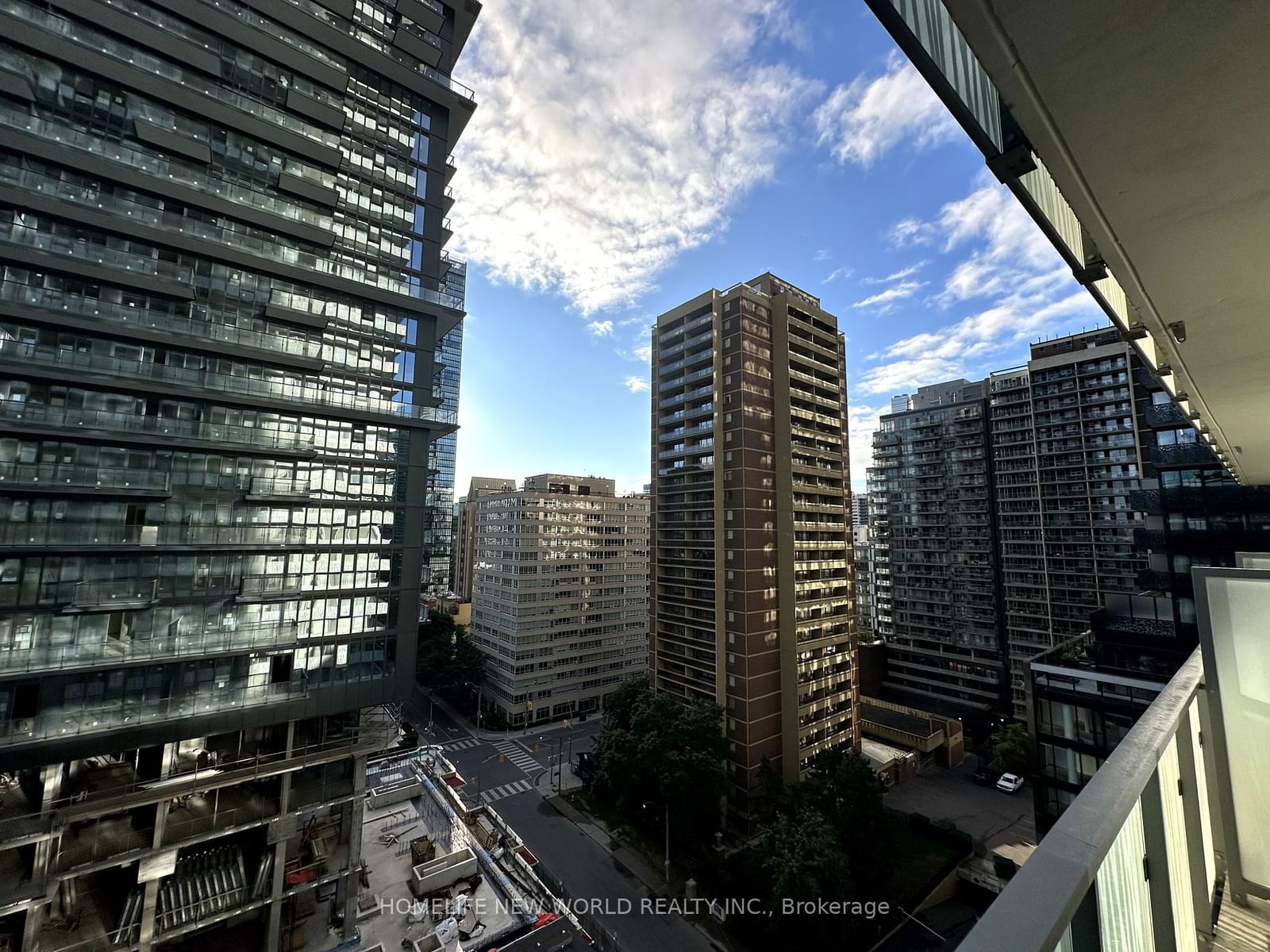 50 Charles St E, unit 1101 for rent - image #9