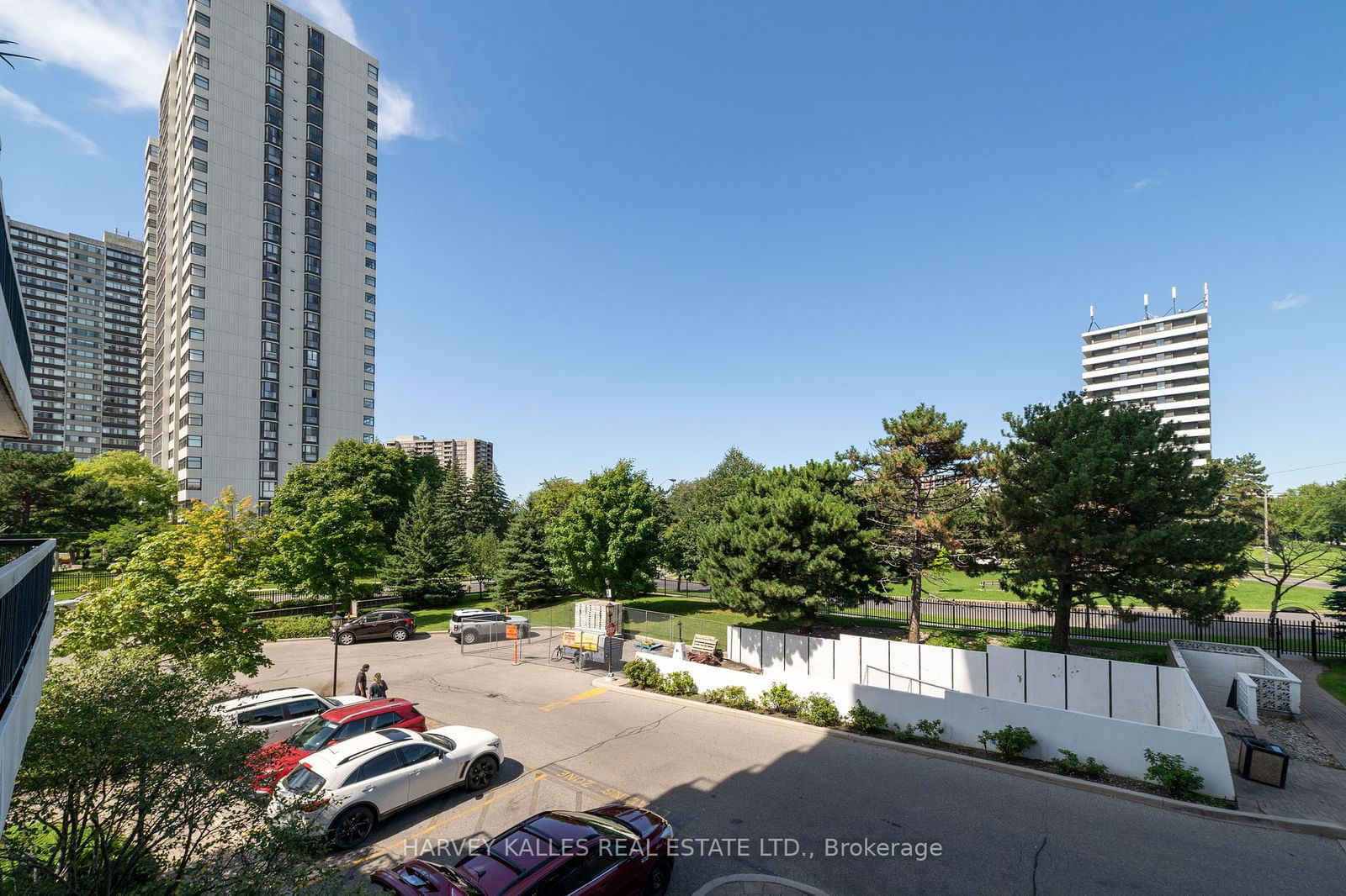 135 Antibes Condos, North York, Toronto