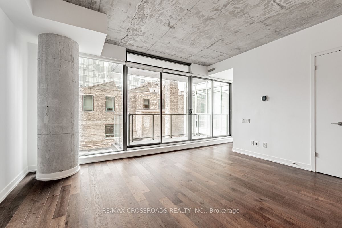 560 King St W, unit 524 for rent - image #13