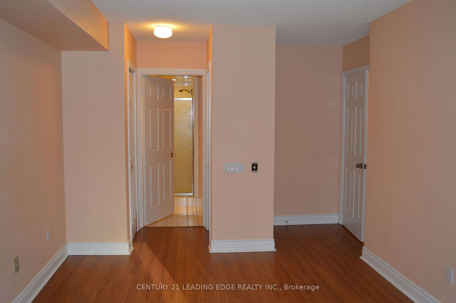 71 Simcoe St, unit 1504 for rent - image #12