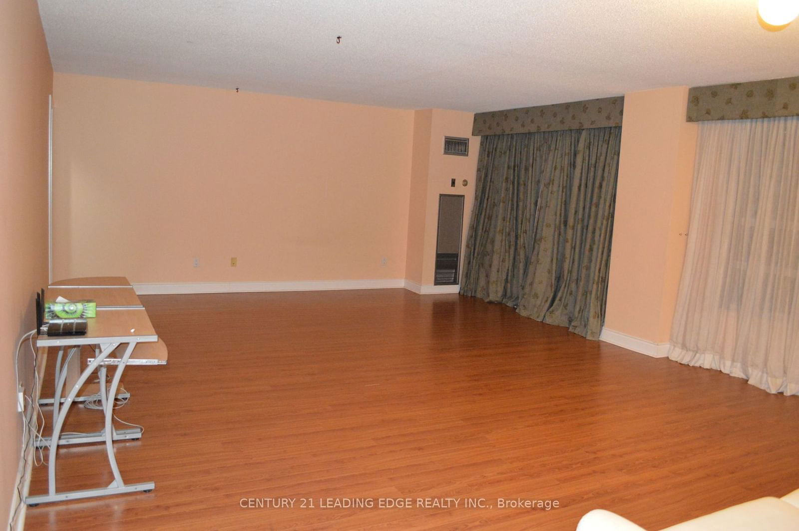 71 Simcoe St, unit 1504 for rent - image #5