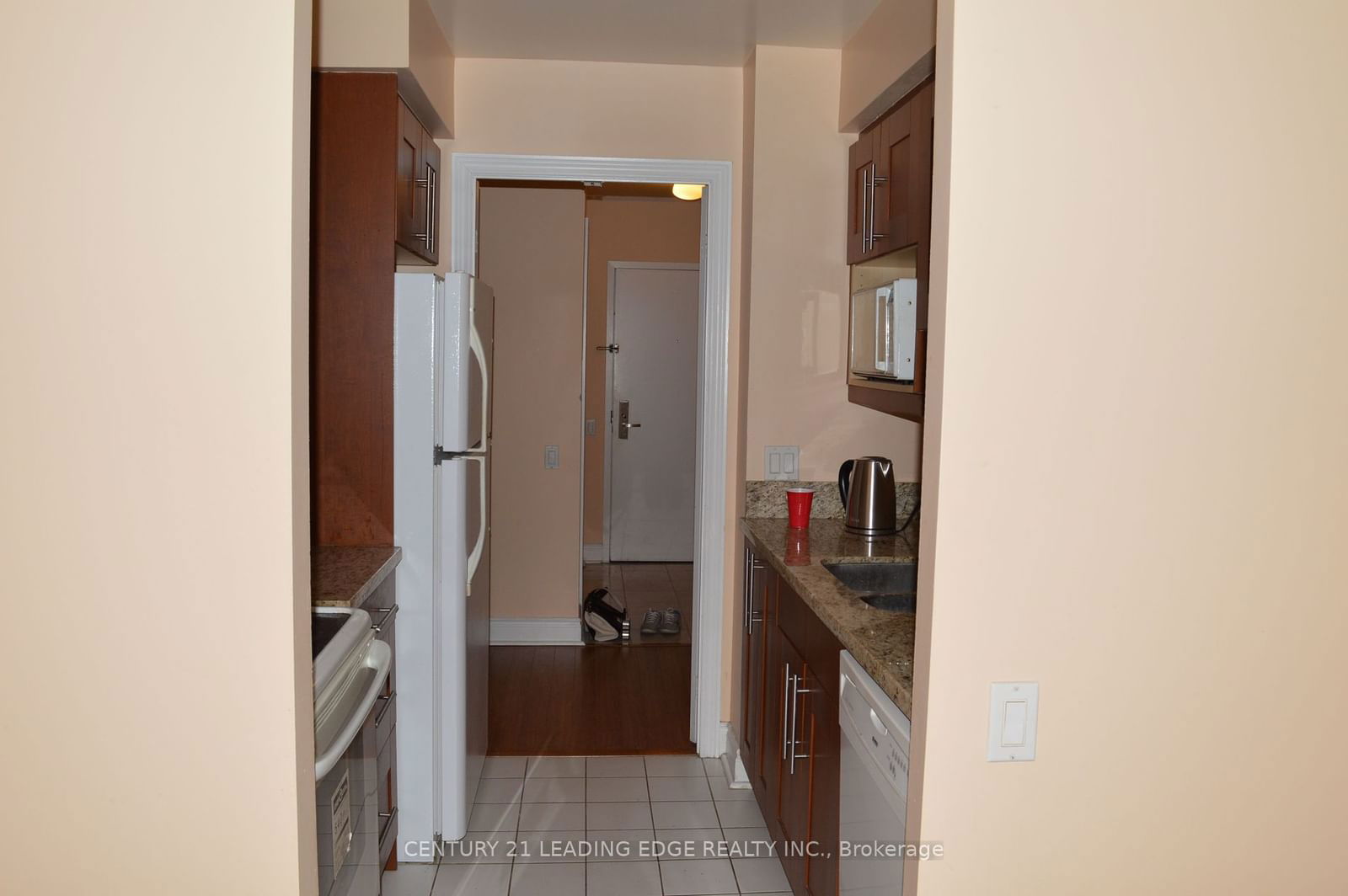 71 Simcoe St, unit 1504 for rent - image #7