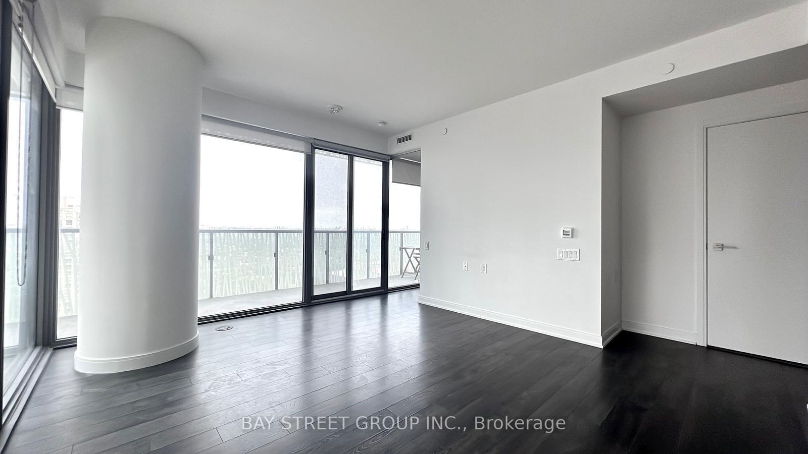 50 Charles St E, unit 2910 for rent - image #2