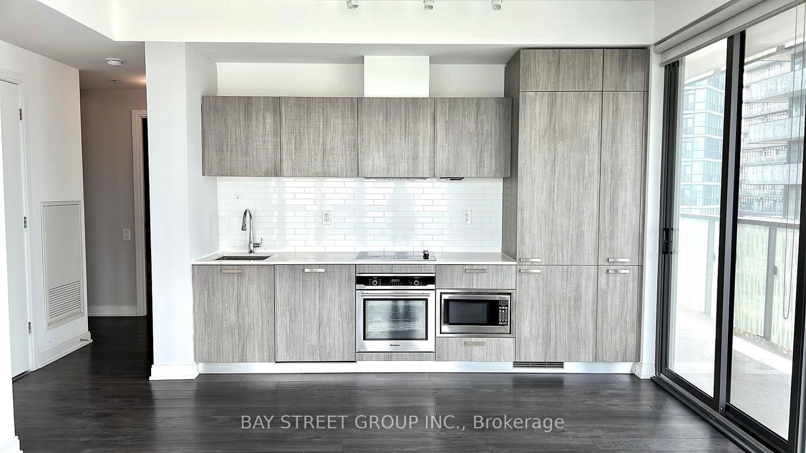 50 Charles St E, unit 2910 for rent - image #3