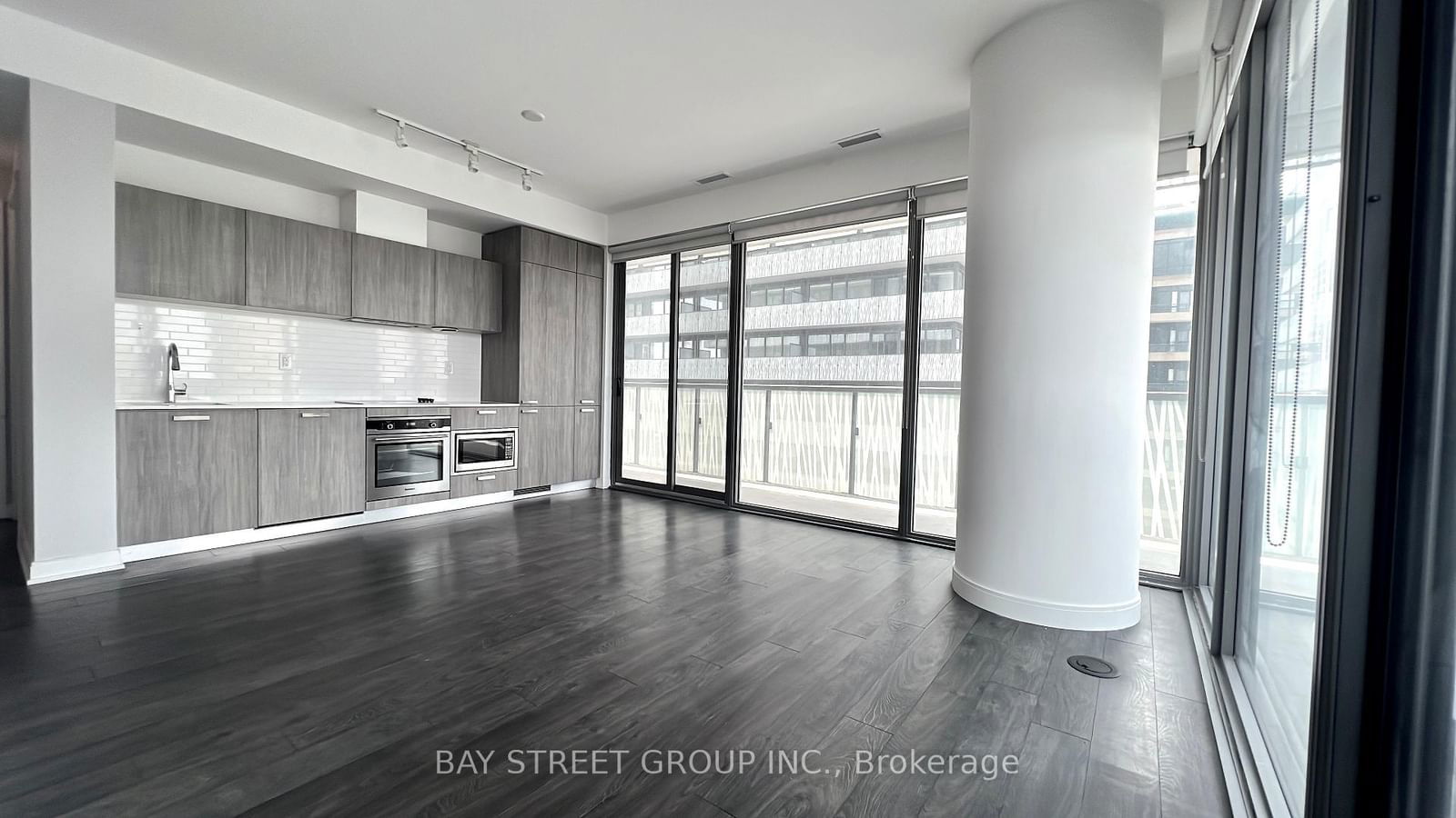 50 Charles St E, unit 2910 for rent - image #4