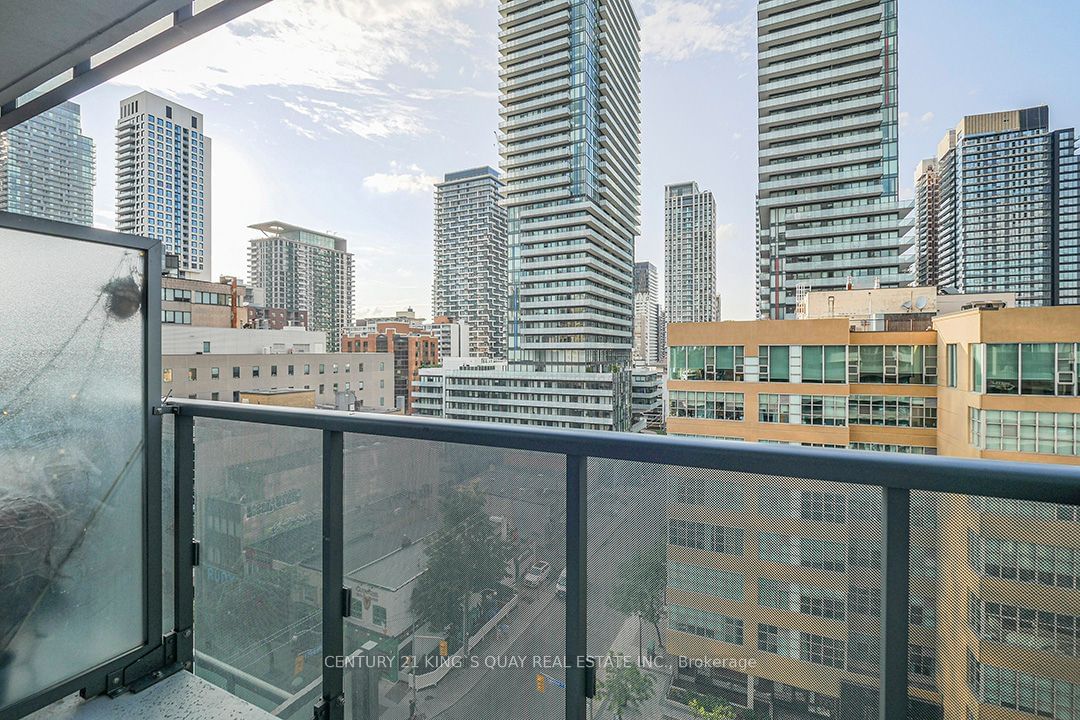 125 Redpath Ave, unit 908 for sale