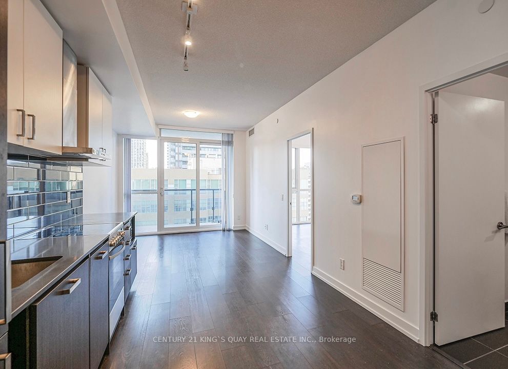 125 Redpath Ave, unit 908 for sale