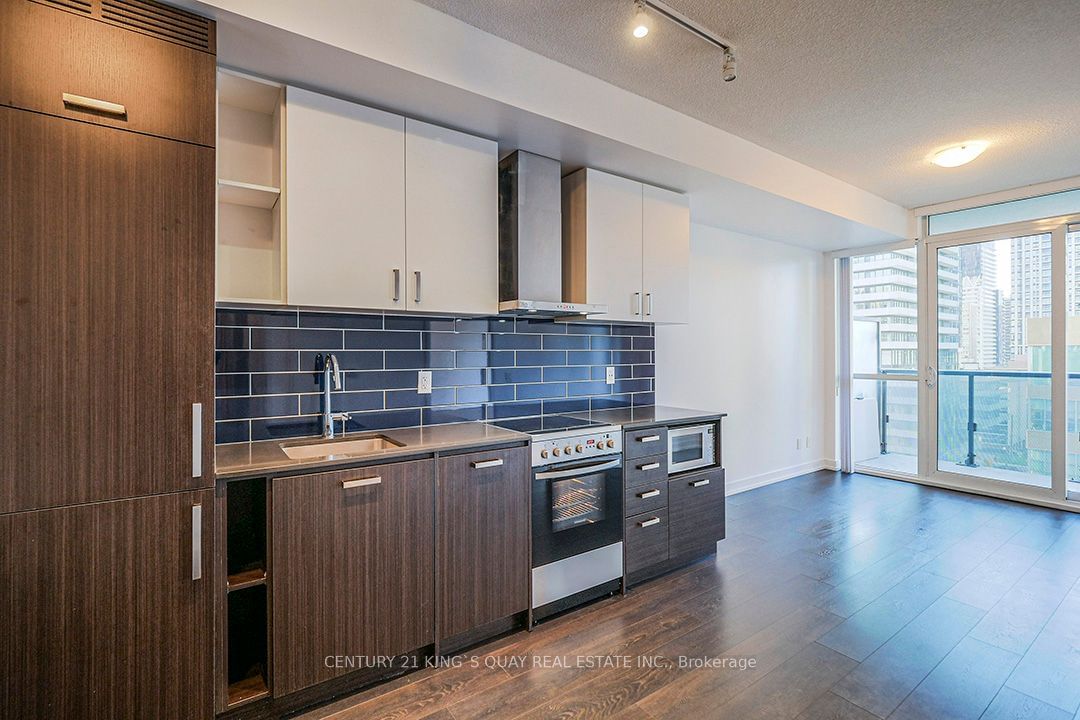 125 Redpath Ave, unit 908 for sale - image #9