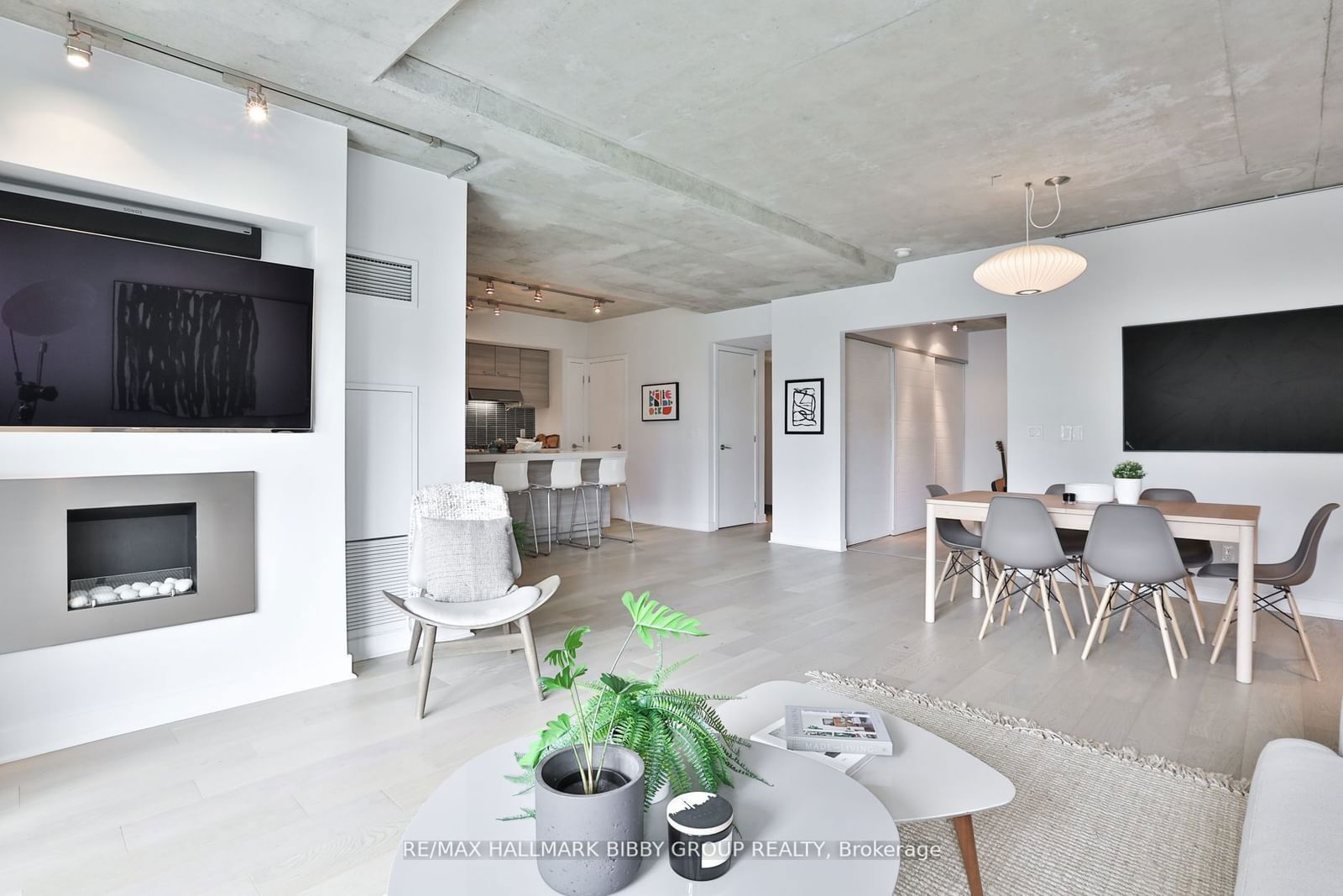 55 Stewart St, unit 637 for sale - image #5