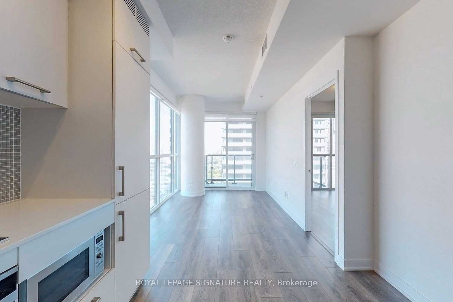 87 Peter St, unit 1906 for rent - image #2