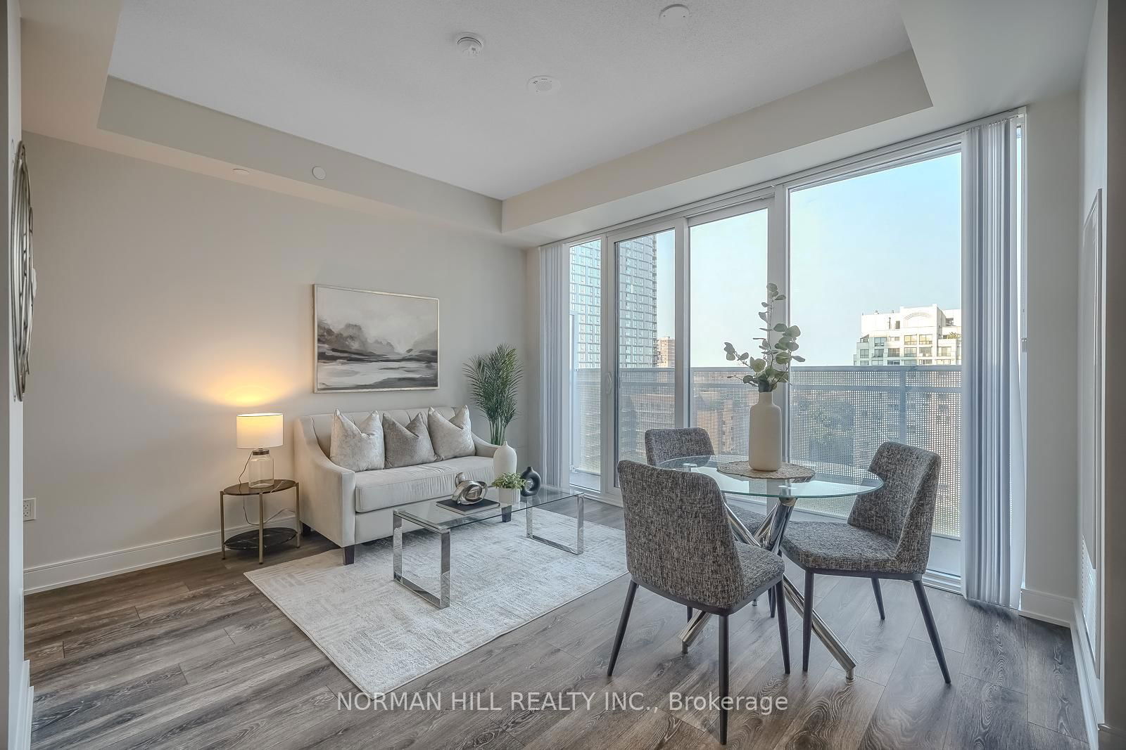 89 McGill St, unit 1306 for sale