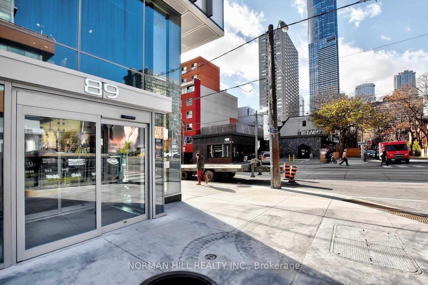 89 McGill St, unit 1306 for sale - image #2