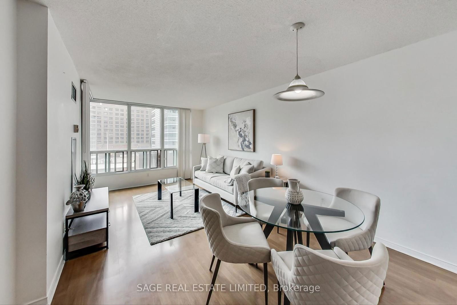 750 Bay St, unit 1005 for sale